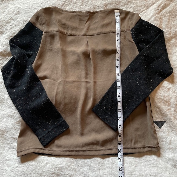 Dagg & Stacey Two-Tone Black and Tan Sweater (size 4) - Picture 4 of 4